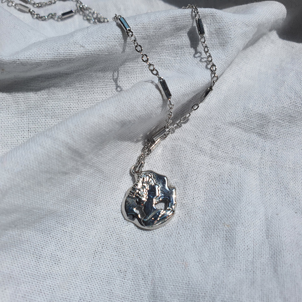 이피 써지컬스틸 비너스 코인 목걸이