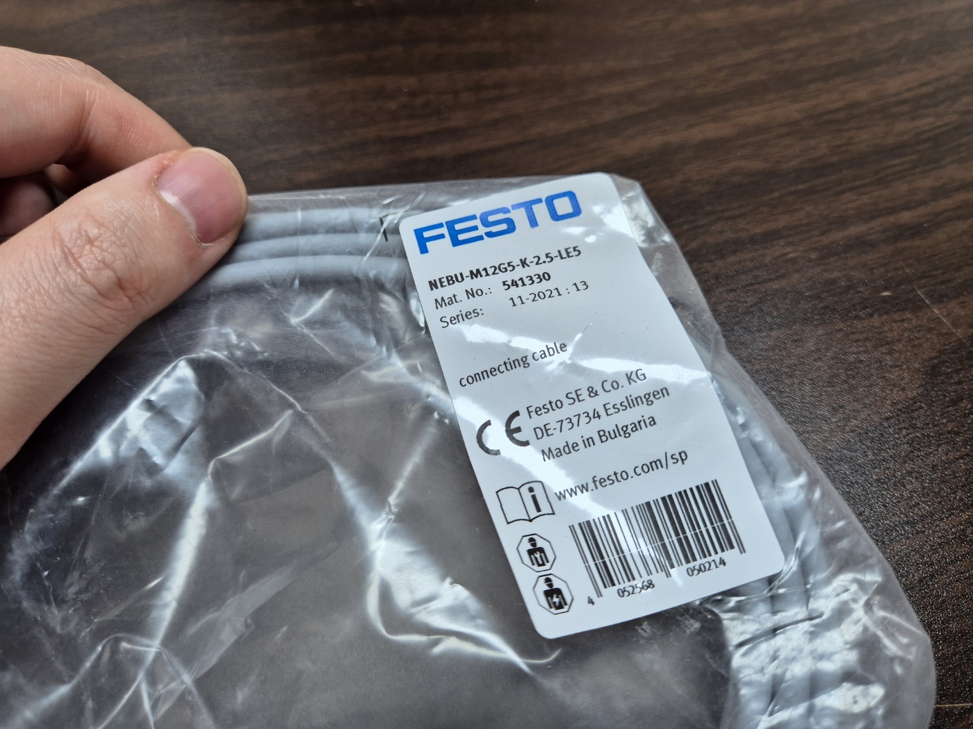 FESTO NEBU-M12G5-K2.5-LE5 541330 공압용케이블