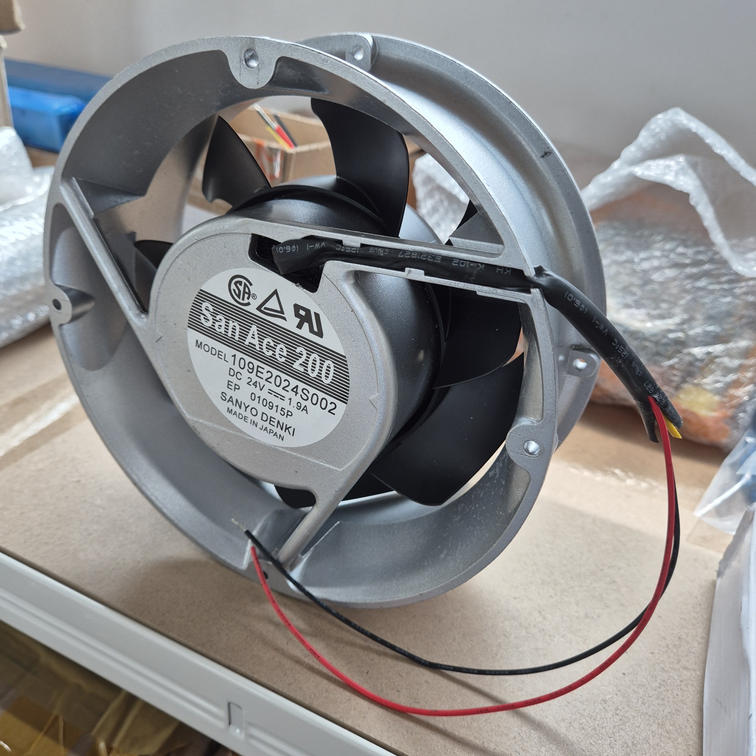 SANYO DENKI 109E2024S002 쿨링 팬 DC24V