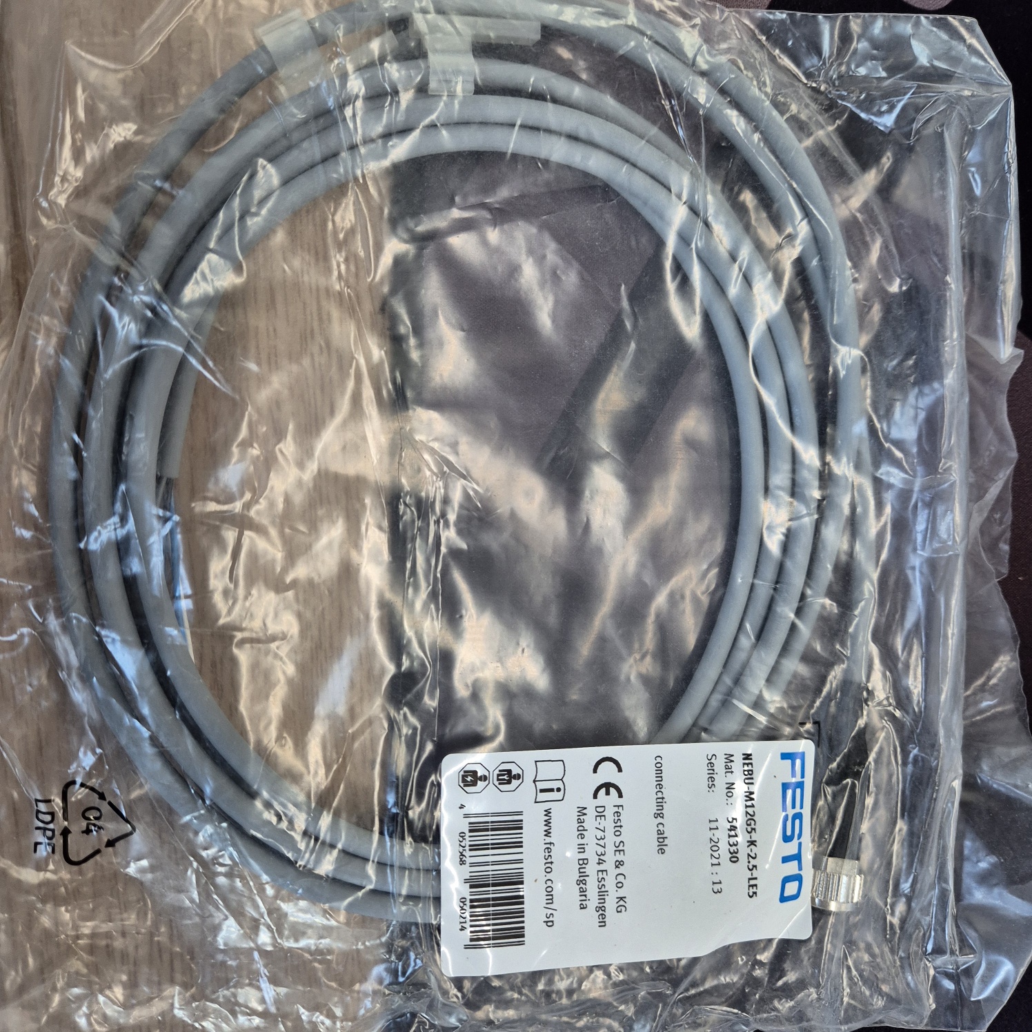 페스토 NEBU-M12G5-K2.5-LE5 541330 공압 케이블