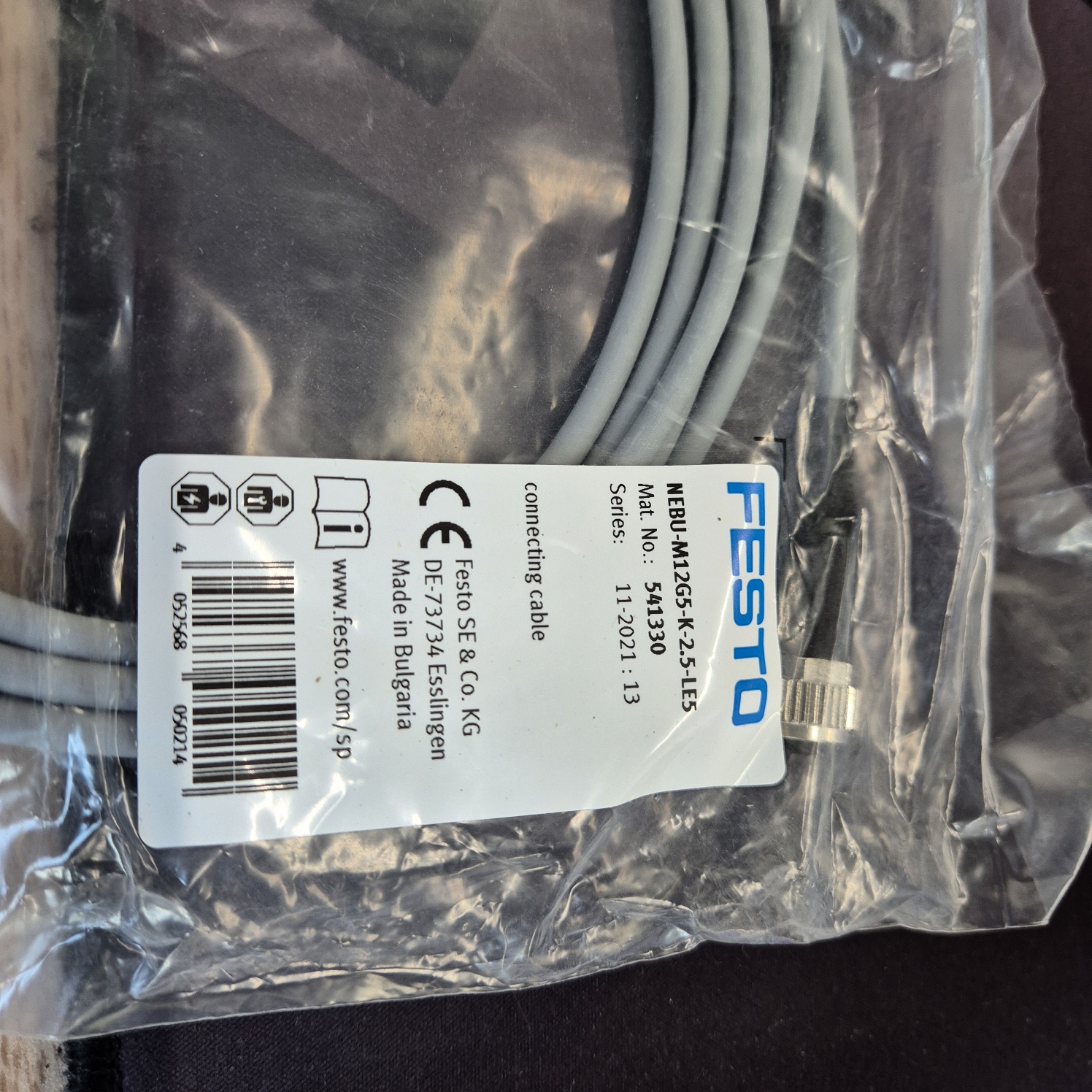 페스토 NEBU-M12G5-K2.5-LE5 541330 공압 케이블