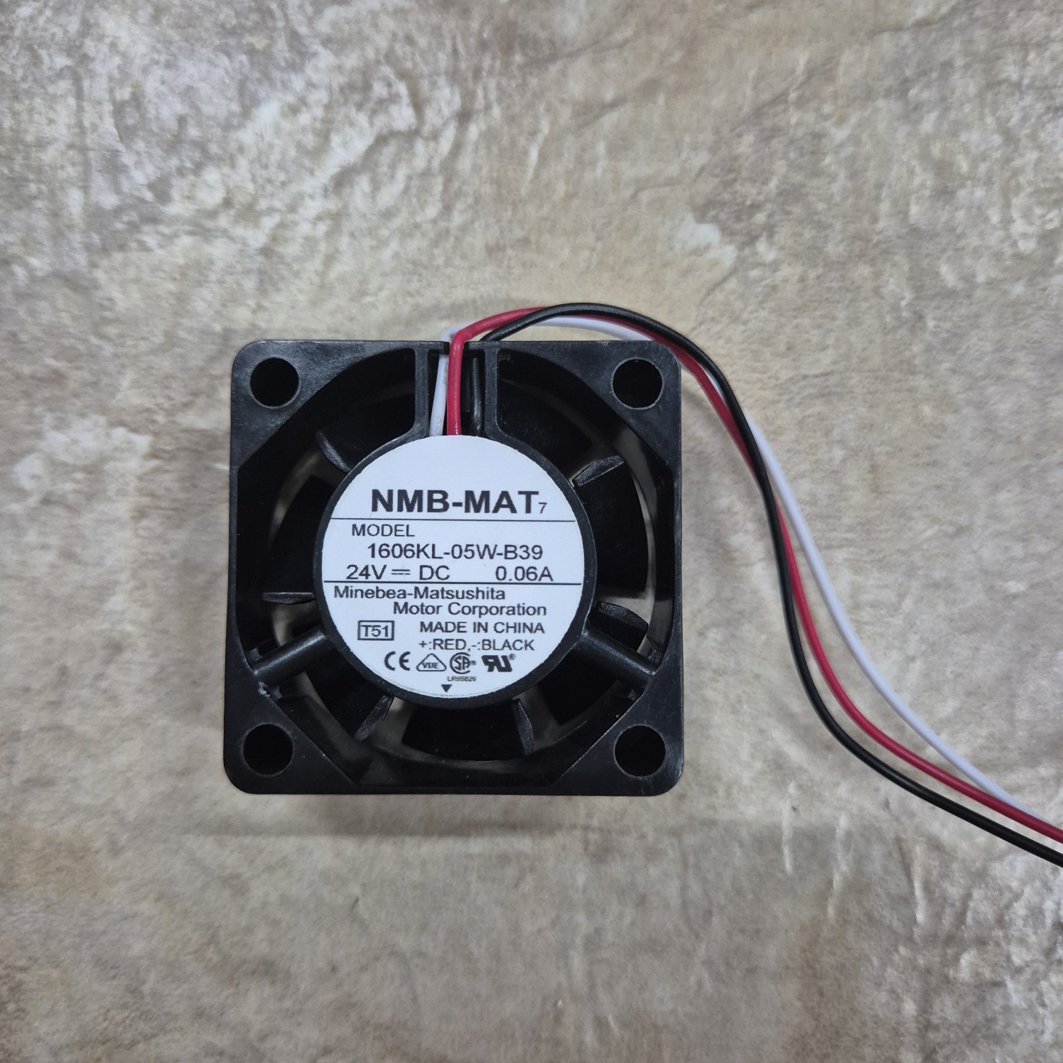 오리지널 쿨러 NMB 1606KL 05W B39 DC24V 0.06A 쿨링 팬