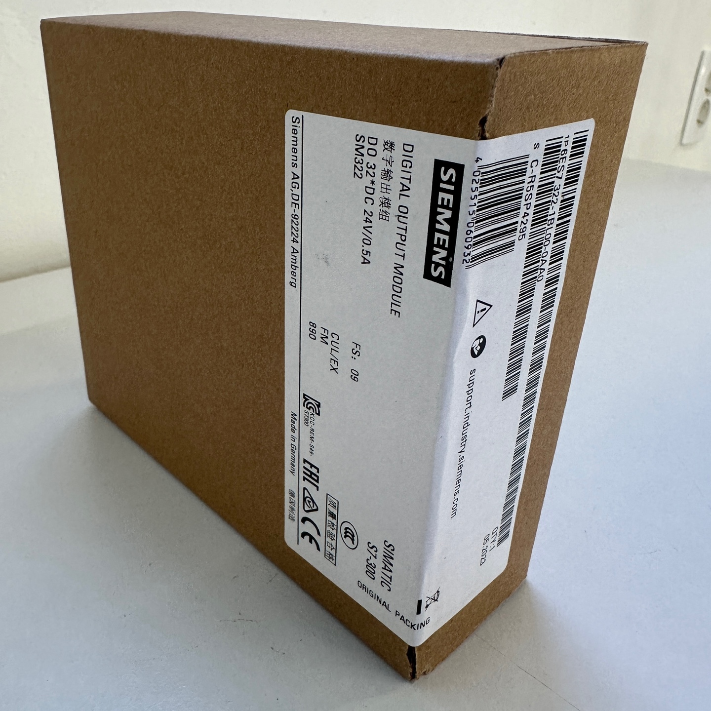 지멘스 오리지널 새제품 PLC 6ES7322-1BL00-0AA0 독일 모듈