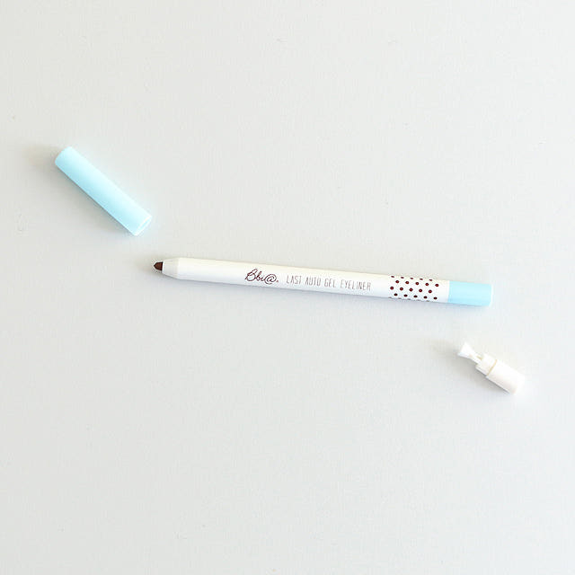 <b><p>Buia last auto Gel Eyiner Choco Edition 0.5g</p></b><b><p>ピア ラスト オート ゲル アイライナー チョコ エディション 0.5g 持続力の良い</p></b><br /><br /><p align='center'>