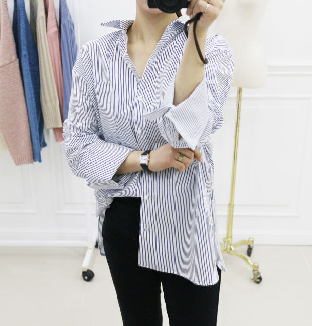 <b><p>on Square clock wrist</p></b><b><p>に スクエア時計 手首</p></b><br /><br /><p align='center'>