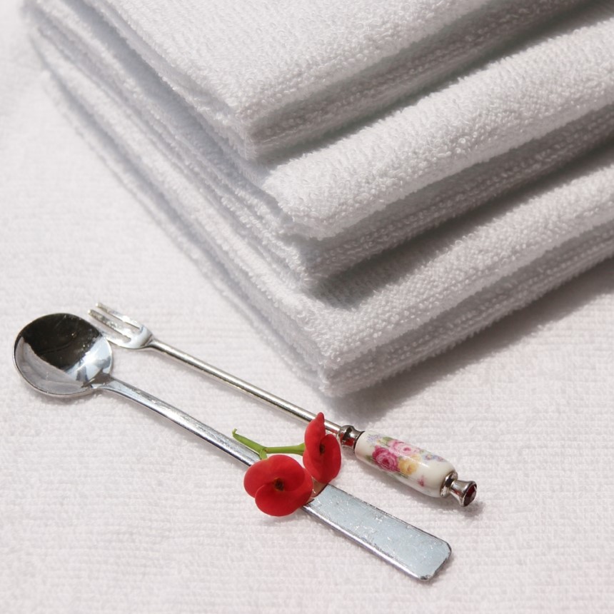 <b><p>Songwol towel Korean hd 26 Water Chap 10</p></b><b><p>ソンウォルタオル 韓国の手26 おしぼり 10枚 X28cm 20g 面0％ 薄い</p></b><br /><br /><p align='center'>