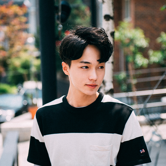 남자 가르마가발 투블럭 쉼표머리 스타일 - 상품 이미지