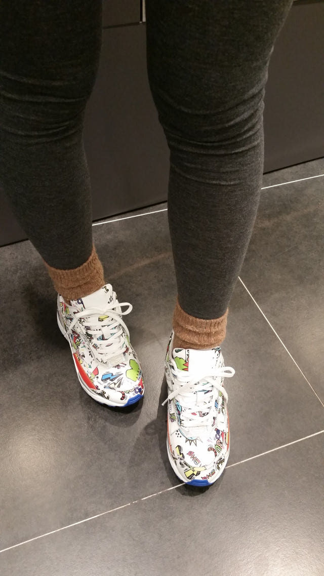 <b><p>Shu Comma Bonnie Haven star Pop print LSKX55311WH</p></b><b><p>シューコンマみる ヘブン スター ポッププリントLSKX55311WH かわいい</p></b><br /><br /><p align='center'>