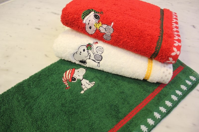 <b><p>Songwol Christmas towel 40 Year-end pty Cebry</p></b><b><p>ソンウォル クリスマスタオル40 忘年会 記念 キャラクター スヌーピー 子供</p></b><br /><br /><p align='center'>