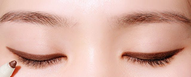 <b><p>Buia last auto Gel Eyiner Choco Edition 0.5g</p></b><b><p>ピア ラスト オート ゲル アイライナー チョコ エディション 0.5g 持続力の良い</p></b><br /><br /><p align='center'>