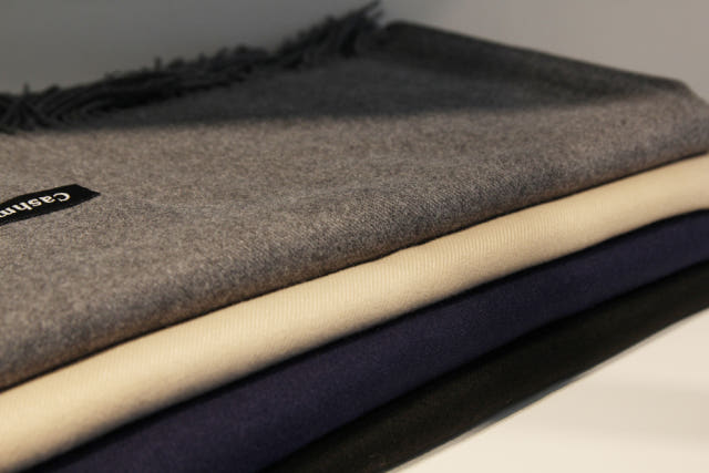 Cashmere wool basic muffler Couple Surgery Basic G