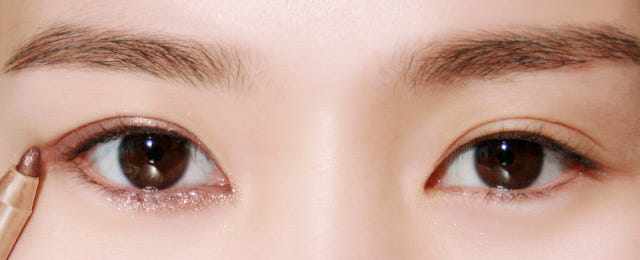 <b><p>Buia last auto Gel Eyiner Lady Edition 0.5g</p></b><b><p>ピア ラスト オート ゲル アイライナー レディ エション 0.5g 持続力の良いあなた</p></b><br /><br /><p align='center'>