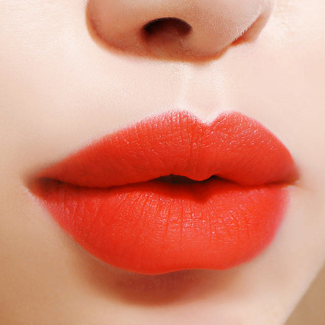 Pia Last Lipstick 3.5g Matte type that comes in cl