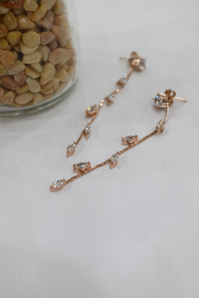 Titanium post handmade leaf earrings date look lux