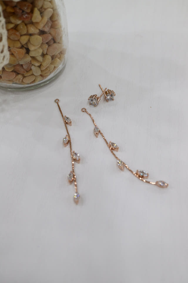 Titanium post handmade leaf earrings date look lux