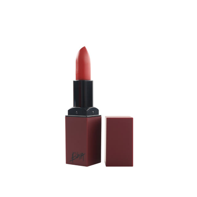 Pia Last Lipstick 3.5g Matte type that comes in cl