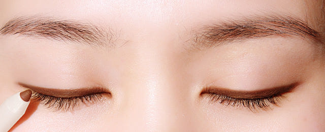 <b><p>Buia last auto Gel Eyiner Choco Edition 0.5g</p></b><b><p>ピア ラスト オート ゲル アイライナー チョコ エディション 0.5g 持続力の良い</p></b><br /><br /><p align='center'>