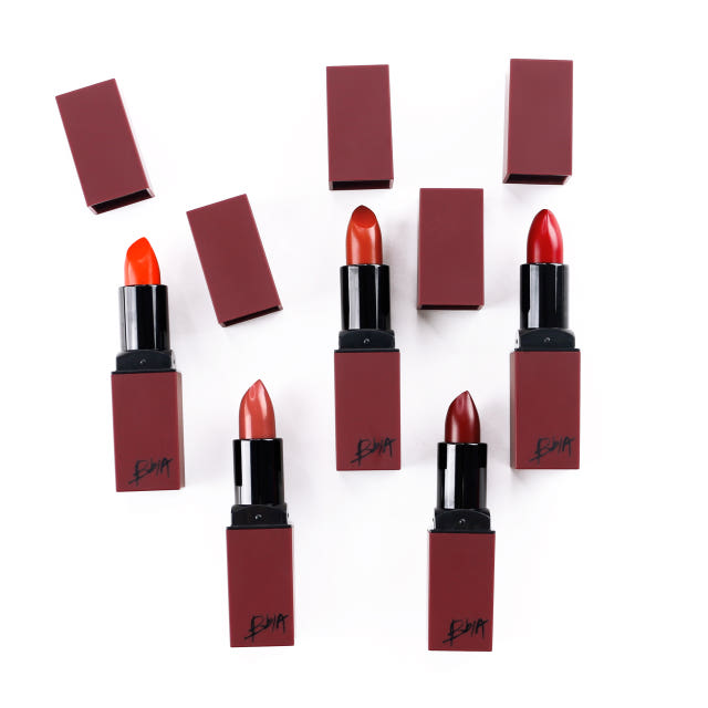 Pia Last Lipstick 3.5g Matte type that comes in cl