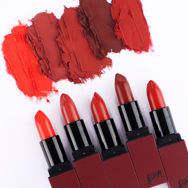 Pia Last Lipstick 3.5g Matte type that comes in cl