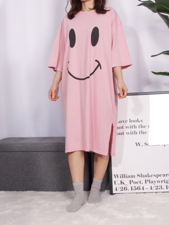 <b><p>pajamas one piece Homeware smile Fa</p></b><b><p>パジャマ ワンピース ホームウェア スマイル 純綿</p></b><br /><br /><p align='center'>