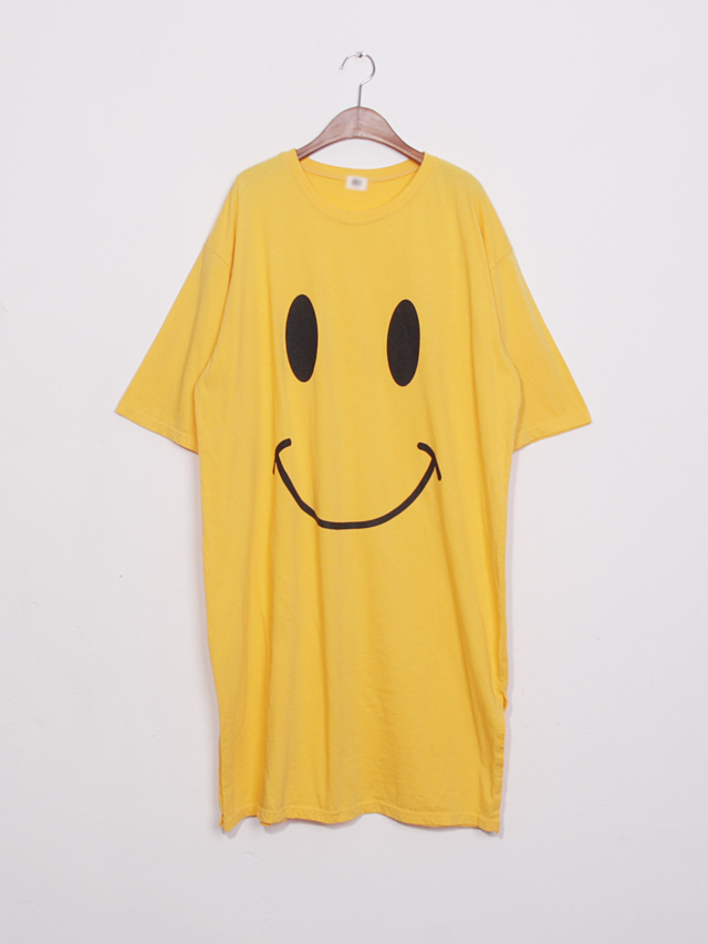 <b><p>pajamas one piece Homeware smile Fa</p></b><b><p>パジャマ ワンピース ホームウェア スマイル 純綿</p></b><br /><br /><p align='center'>