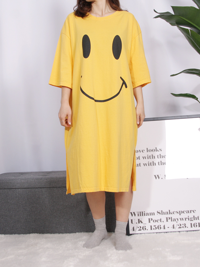 <b><p>pajamas one piece Homeware smile Fa</p></b><b><p>パジャマ ワンピース ホームウェア スマイル 純綿</p></b><br /><br /><p align='center'>