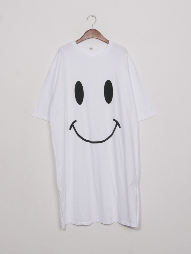 <b><p>pajamas one piece Homeware smile Fa</p></b><b><p>パジャマ ワンピース ホームウェア スマイル 純綿</p></b><br /><br /><p align='center'>