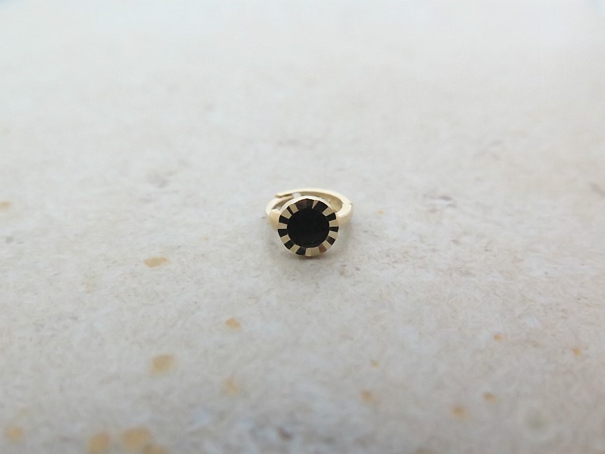 <b><p>10K 14K Cubic Ring pierc, One touch earrs</p></b><b><p>10K 14K キュービック リングピアス、 ワンタッチ 耳介</p></b><br /><br /><p align='center'>