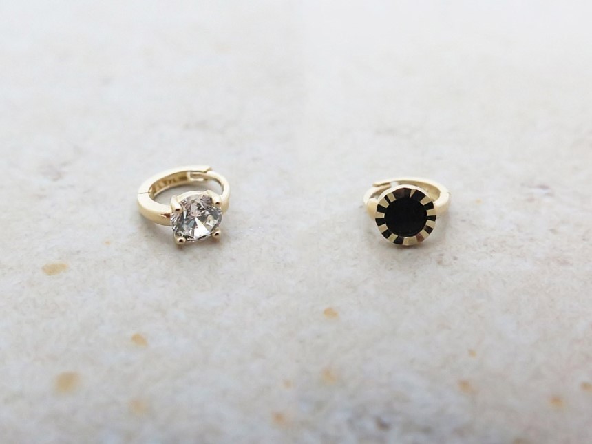 <b><p>10K 14K Cubic Ring pierc, One touch earrs</p></b><b><p>10K 14K キュービック リングピアス、 ワンタッチ 耳介</p></b><br /><br /><p align='center'>