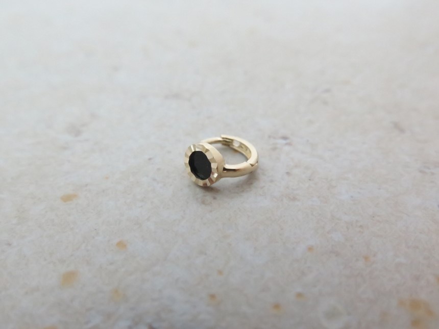 <b><p>10K 14K Cubic Ring pierc, One touch earrs</p></b><b><p>10K 14K キュービック リングピアス、 ワンタッチ 耳介</p></b><br /><br /><p align='center'>