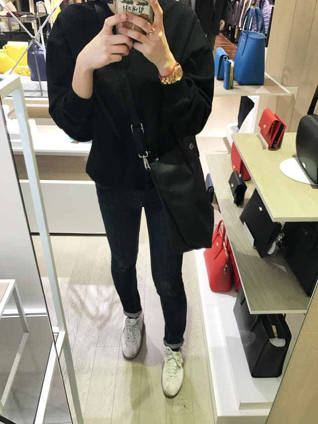 <b><p>Laste Crs Vertical ShoPurBk NF1891P17C Easy</p></b><b><p>ラコステクロス縦型ショーポベクNF1891P17C簡単コーディネート実用満点すっきりとしたショルダー</p></b><br /><br /><p align='center'>