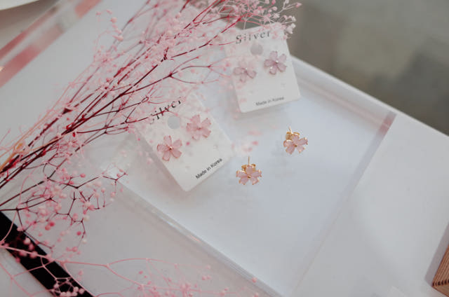 <b><p>Cherry Blossom spring ea A girlfend's</p></b><b><p>桜 春 イヤリング ガールフレンドの贈り物 誕生日 キュービック ストーン ピンク</p></b><br /><br /><p align='center'>