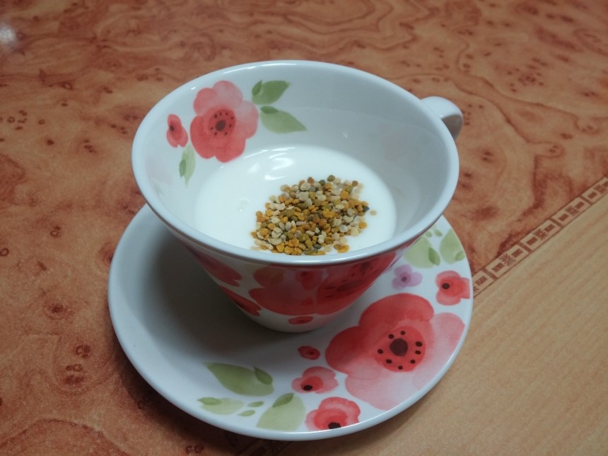 <b><p>Korean Bee pollen Raw 1,2kg Swt honey Pn</p></b><b><p>韓国語 ハチ花粉 生1,2kg ユイルジョン蜂蜜 天然はちみつ</p></b><br /><br /><p align='center'>