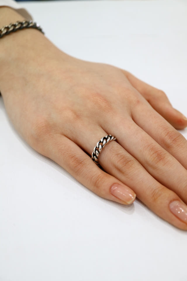 <b><p>925Silver paint album Free size ch All Advanced</p></b><b><p>925シルバー 油絵 銀の指輪 フリーサイズ チェーン 全体の順 高級 きれいな</p></b><br /><br /><p align='center'>