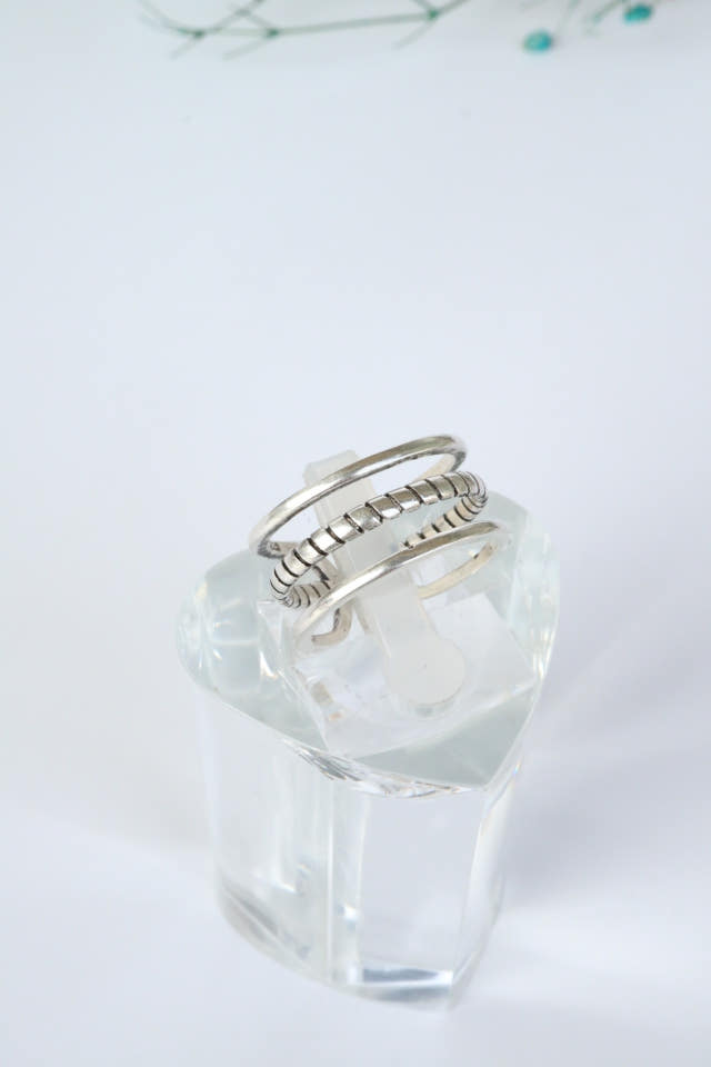 <b><p>925 silver Back open paint les Sr album All</p></b><b><p>925 シルバー バックオープン 油絵 3行 銀の指輪 全体の順 重ね着 高級 きれいな</p></b><br /><br /><p align='center'>