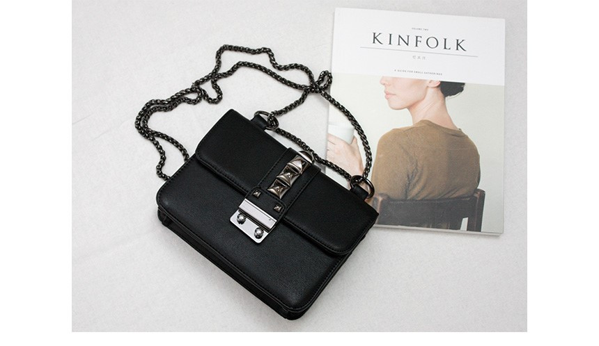 New Stud Chain Mini Cross Back Black Back Lacquer 