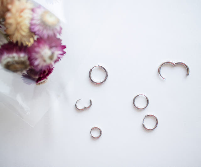 <b><p>Surge Steel One touch Ring earrs daily Alleic</p></b><b><p>書かれているカールスチール ワンタッチ リングピアス デイリー アレルギーのない</p></b><br /><br /><p align='center'>