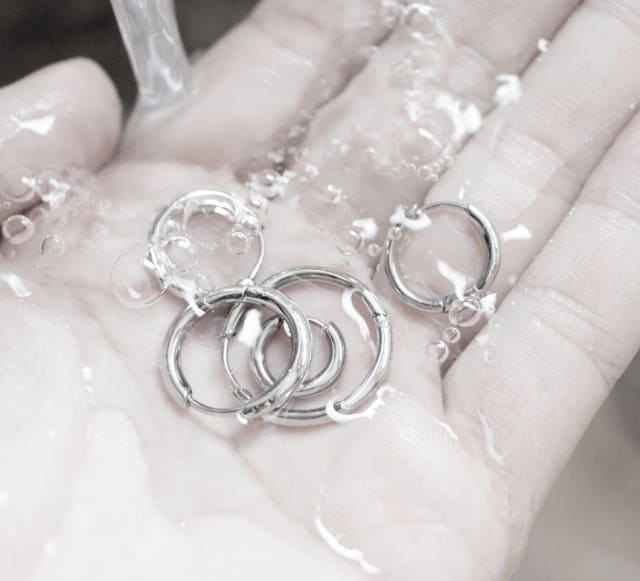 <b><p>Surge Steel One touch Ring earrs daily Alleic</p></b><b><p>書かれているカールスチール ワンタッチ リングピアス デイリー アレルギーのない</p></b><br /><br /><p align='center'>