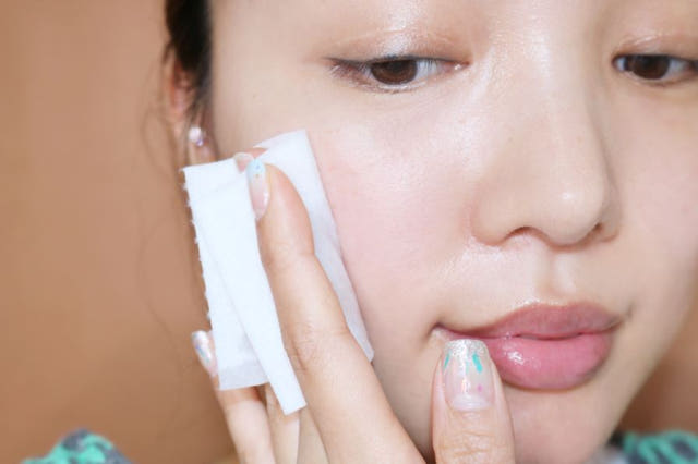 Pure Hills Sentela Ampel Essence Recommended Acne 