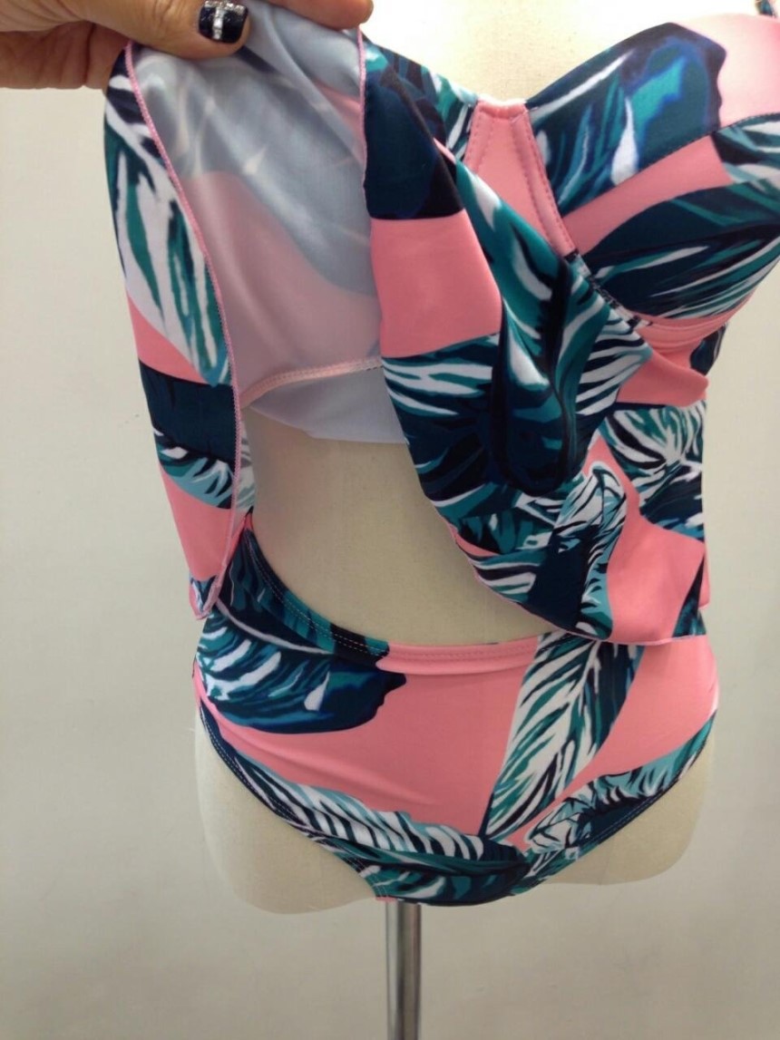 <b><p>pink Palm tree Frill biki Bey Fat cover sexy</p></b><b><p>ピンク ヤシの木 フリル ビキニ おなかの脂肪 カバー セクシー ーサイズ リゾートルック</p></b><br /><br /><p align='center'>