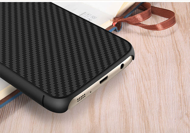 <b><p>Galaxy Note Nylkin Carbon se Slim Fiber Sny</p></b><b><p>ギャラクシーノート8ニルキンカーボンケーススリムファイバースキニー 갤럭시노트8케이스</p></b><br /><br /><p align='center'>