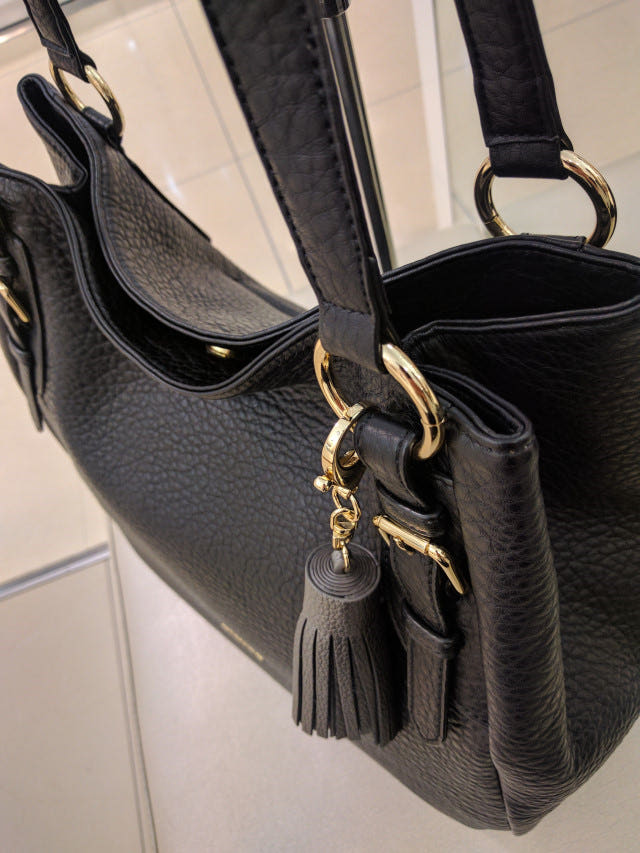 <b><p>Esquire Daily Bag Black EC6FHB931BK</p></b><b><p>エスクァイアデイリーショルダーバッグEC6FHB931BKブラック</p></b><br /><br /><p align='center'>