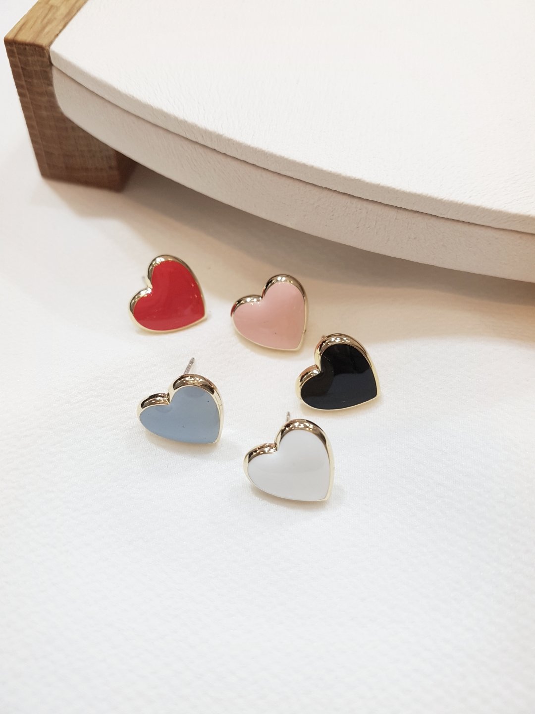 <b><p>cute mini heart rg 5color Silver fg Umbrella</p></b><b><p>かわいい ミニ ハート イヤリング 5色 ウンチム ウムプムプム キュ可愛らしい</p></b><br /><br /><p align='center'>