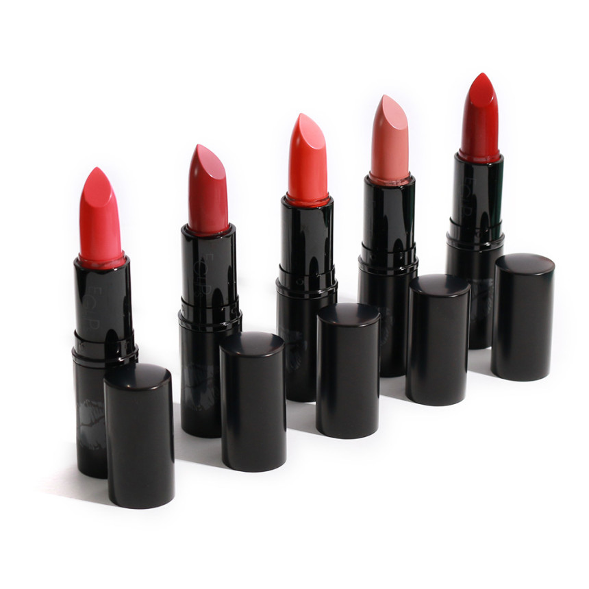 Eagle Lips Real Color 3g Matte type close-up Shiny