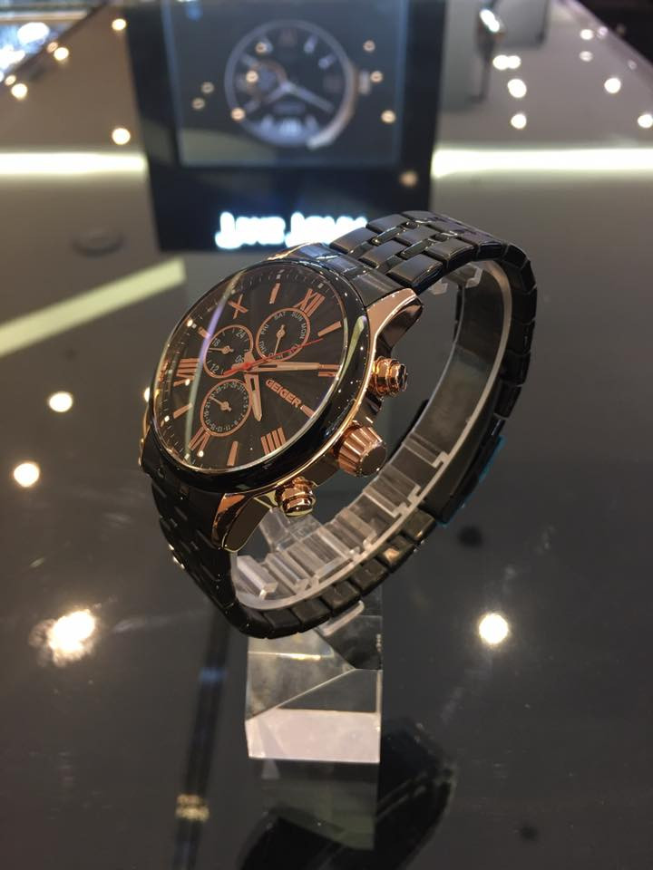 <b><p>Geiger black Metal watch GE1142BROBM Clean</p></b><b><p>ガイガー ブラック メタル時計 GE1142BROBM すっきり素敵な 洗練された</p></b><br /><br /><p align='center'>