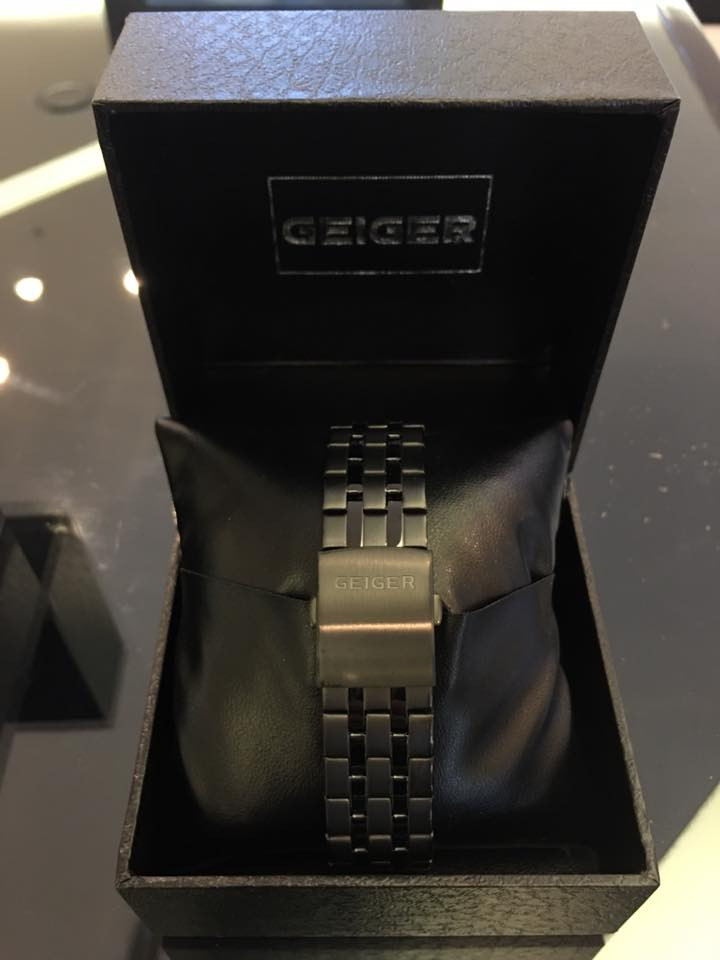 <b><p>Geiger black Metal watch GE1142BROBM Clean</p></b><b><p>ガイガー ブラック メタル時計 GE1142BROBM すっきり素敵な 洗練された</p></b><br /><br /><p align='center'>