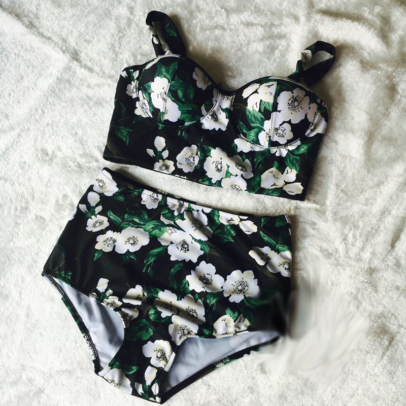 <b><p>flower High waist bikini nocence Beach Cody</p></b><b><p>フラワー ハイウエスト ビキニ 清純 ビーチコーディネート セクシースタイル ユニーク水着</p></b><br /><br /><p align='center'>