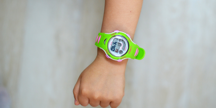 <b><p>3 ATM water resistant child Elemenry ude</p></b><b><p>3気圧防水 子供 小学生 電子 腕時計 児童 校入学祝い 女性</p></b><br /><br /><p align='center'>
