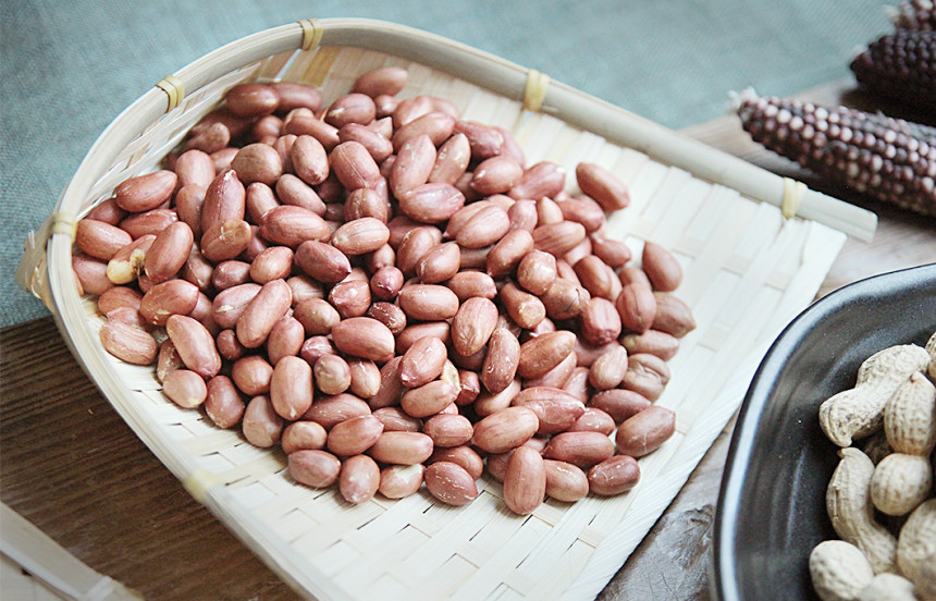 <b><p>Sweet Korean put 1 kg 500g stir-fry Domec</p></b><b><p>香ばしい 韓国語 ピーナッツ 1キロ 500g 炒め 国産 高敞 ロースト 紫色</p></b><br /><br /><p align='center'>