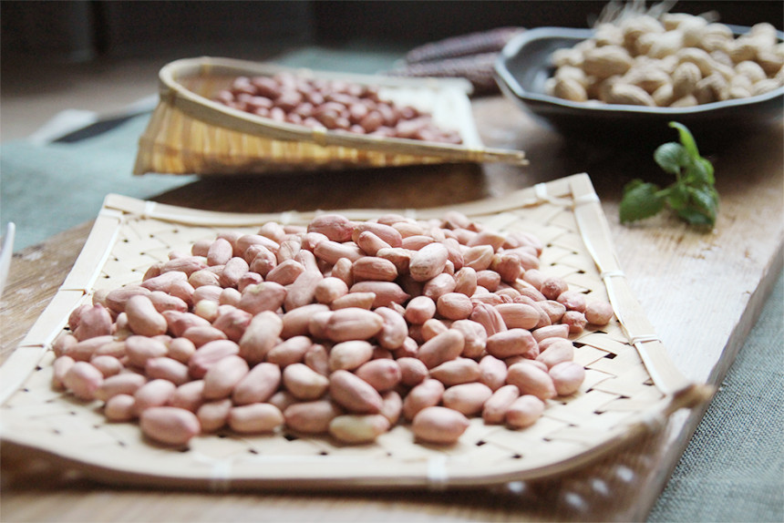 <b><p>Sweet Korean put 1 kg 500g stir-fry Domec</p></b><b><p>香ばしい 韓国語 ピーナッツ 1キロ 500g 炒め 国産 高敞 ロースト 紫色</p></b><br /><br /><p align='center'>